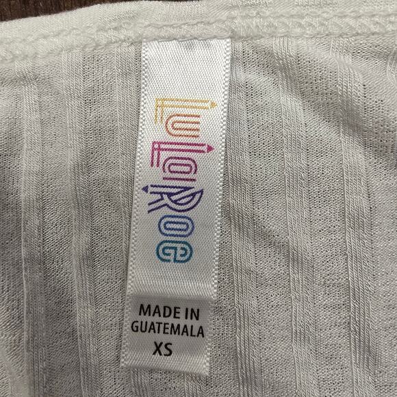 Women's Lularoe Off-White Lightweight Scoop Neck Tunic Tee - Size XS - Picture 8 of 9